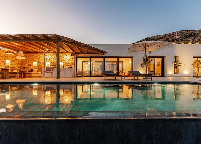 Luxury With Private Infinity Pool And Stunning Sea View 빌라